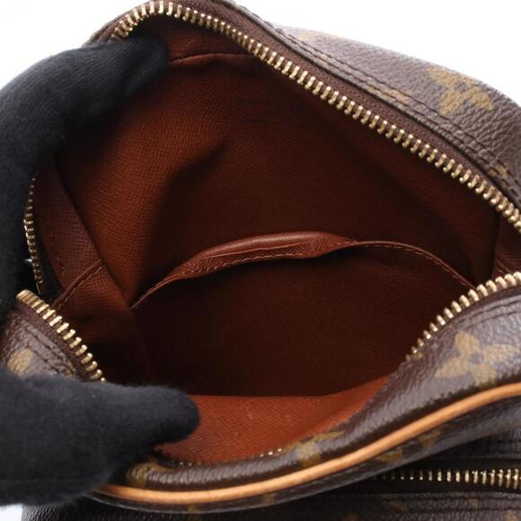 LOUIS VUITTON Brown Monogram Leather Shoulder Bag - Picture 9 of 11